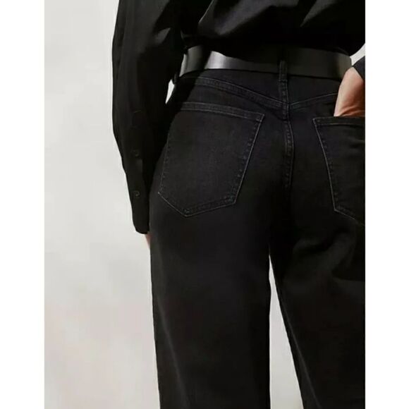 Banana Republic Ultra High rise straight fit Black Jean size 25/0 NWT - Picture 3 of 5